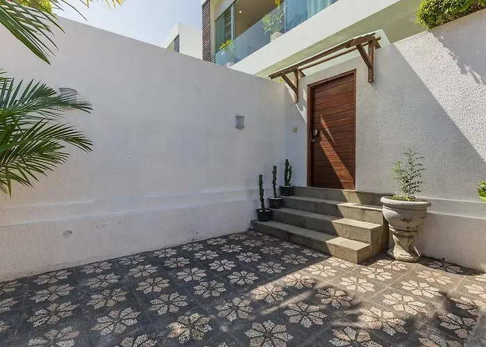 Villa Serenity: Modern Design Luxury 12M Pool And Bbq