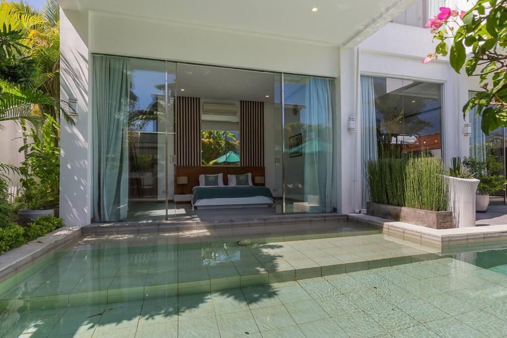 Serenity: Modern Design Luxury 12m Pool And Bbq Villa Seminyak (Bali)