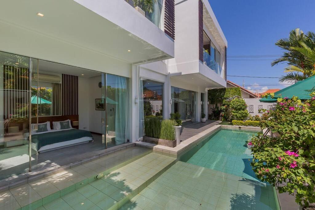 Serenity: Modern Design Luxury 12m Pool And Bbq *