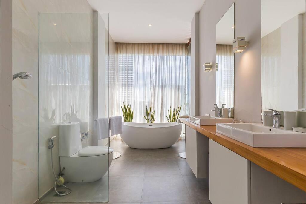 Serenity: Modern Design Luxury 12m Pool And Bbq * Seminyak (Bali)